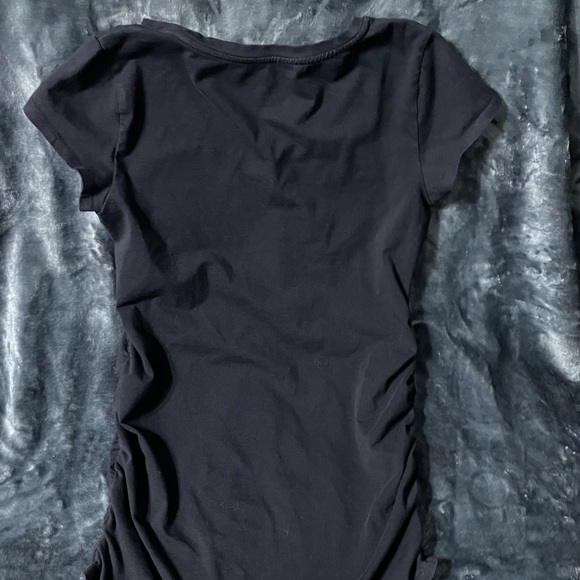 ❄️Thyme Maternity Christmas Themed T-Shirt - Picture 2 of 4